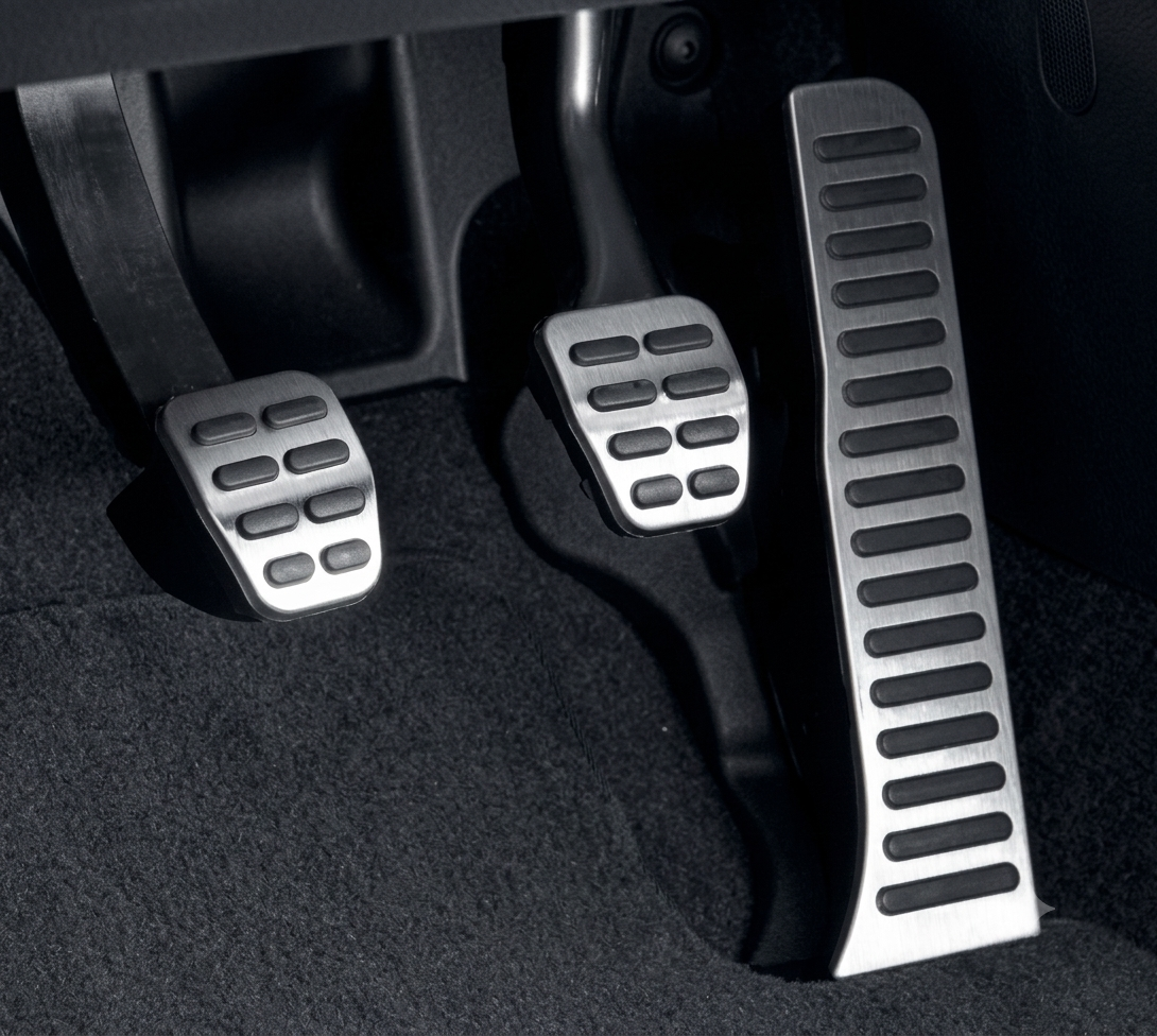 Top-mounted pedal